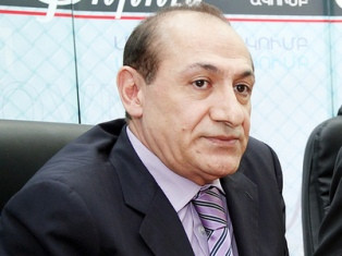 «Հրապարակ». Յուրի Վարդանյանը մի բան ասում, մեկ այլ բան է անում