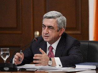 Նախագահը խորհրդակցություն է անցկացրել տարածքային կառավարման նախարարությունում (ֆ