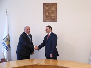Երեւանի եւ Ստեփանակերտի համագործակցությունն իսկապես հաջողված է եւ արդյունավետ. Ս