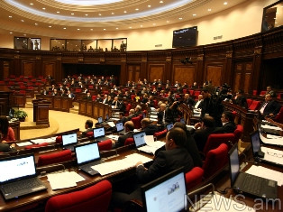 Իշխան Զաքարյանը խուսափեց իր բազմամիլիոնանոց առանձնատանն առնչվող հարցից
