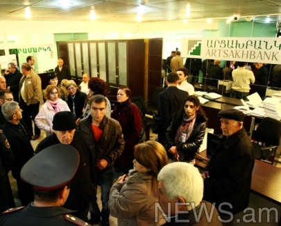 «Արցախբանկ» ներխուժածների մեկը վատացավ. բանկի աշխատանքը դադարեցված է