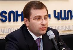 «Չորրորդ իշխանություն». Նախարարը համագործակցել է իր քարտուղարուհու հանցագործ ամո