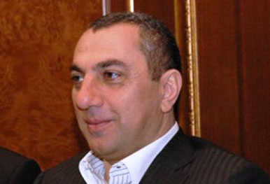 «Իրատես de facto». Լիմինդրովիչը հիմա էլ Եռաբլուրն է «լիմինդրացնում»