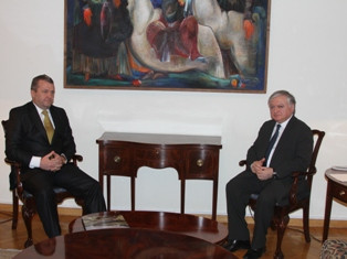Romanian ambassador pledges to do utmost to expand cooperation with Armenia