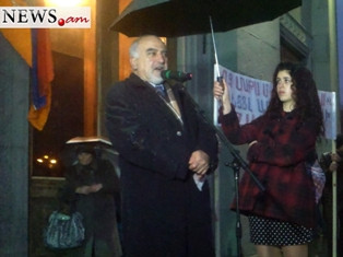 Կարող էին, չէ՞, ասել, որ գործ ունենք կատաղած արջի հետ. Հայրիկյանը ելույթ ունեցավ