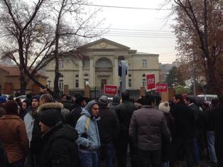 Ցուցարարները վաղը խորհրդարան են գալու էլ ավելի մեծ ուժերով (ֆոտոռեպորտաժ)