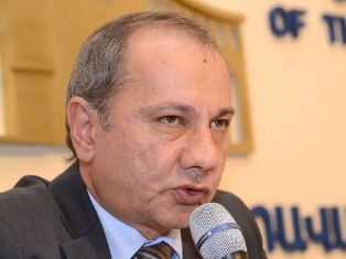 Էկոնոմիկայի նախարար. Եթե մեր աշխատակիցները շանտաժի են ենթարկել առեւտրականներին,