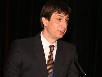 Քալիֆորնիայի նահանգապետը Լոս-Անջելեսի շրջանի Առաջին ատյանի գլխավոր դատարանում դա