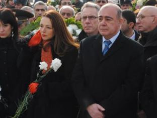 French MPs visit Gyumri, pay tribute to earthquake victims