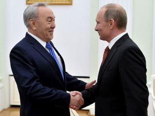 Putin and Nazarbayev discuss preparation for Supreme Eurasian Economic Council