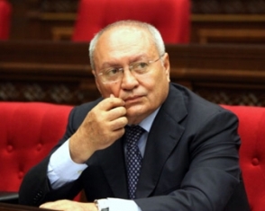 «Իրատես de facto». Աղվան Հովսեփյանի «նվերը»