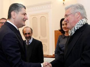 Հանրահայտ ջութակահար Պինկաս Ցուկերմանը ժամանել է Հայաստան