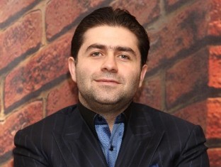 «Հրապարակ». «Քոմեդի քլաբի» սեփականատերը գնել է «Թումանյանի շաուրմա» բրենդը