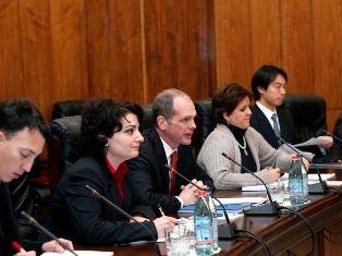 Տիգրան Սարգսյանը ԱՄՀ պատվիրակության հետ քննարկել է համագործակցության հեռանկարներ