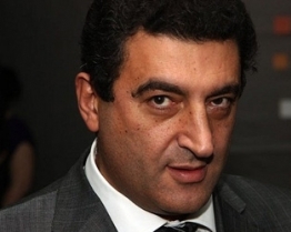 «Իրատես de facto». Վարդան Այվազյանը ամանորյա սեղանին կոկորդիլոս չի դնի, «շնորհքո