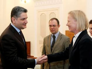 Կառավարությունը եւ UNICEF-ը կշարունակեն արդյունավետ համագործակցությունը
