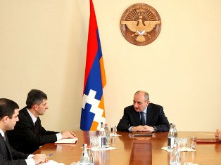 Բակո Սահակյանը ԼՂՀ ԱԺ խմբակցությունների հետ քննարկելի է 2014-ի պետբյուջեի նախագի