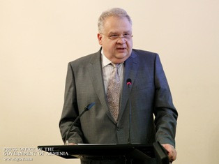 Ամփոփվել են Մանկավարժական համալսարանի 2013 թ. գործունեության արդյունքները (ֆոտո)