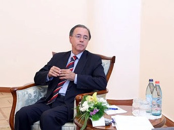 Brazil’s Ambassador wishes Armenians health, peace and love