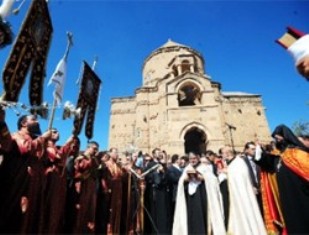 CNN publishes article on Armenian church on Turkey’s Lake Van