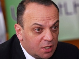 Հենց հայ փախստականների խնդիրը մոռացության տալու պատրաստակամությունն է, որ Արցախի