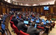 «168 ժամ». Հայաստանը ողորմելի աղքատ երկիր է, եւ բյուջեն այստեղ ոչ մի կապ չունի