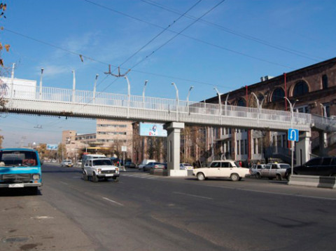 «Առավոտ». Արշակունյաց պողոտայի վերգետնյա անցումը քարուքանդ վիճակում է