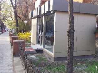 Ապամոնտաժվել է նախկինում տեղադրված եւ չգործող 24 կրպակ
