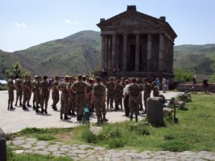 Զինծառայողներն այցելել են Գառնի եւ Գեղարդ