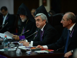 Պաշտոնապես հրավիրում եմ Թուրքիայի նախագահին 2015-ի ապրիլի 24-ին այցելել Հայաստան