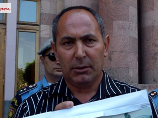 Զենքի վրա չկան մատնահետքեր. հայրը չի հավատում, որ որդին ինքնասպան է եղել