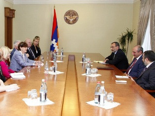 Արցախի նախագահն ընդունել է բարոնուհի Քոքսին
