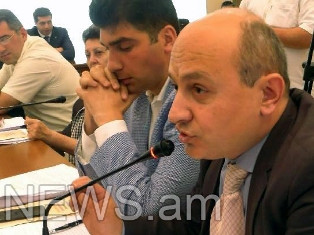 Ստյոպիկին խորհուրդ եմ տալիս սեփական կենսագրության մասին մտածել. ընդհարում Երեւան