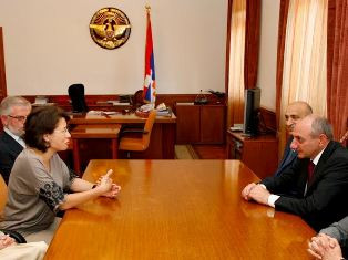 Արցախի նախագահն ընդունել է «UWC Դիլիջան» միջազգային դպրոցի մի խումբ ներկայացուցի