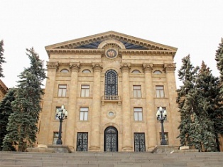 Ազգային ժողովը երկու նոր պատգամավոր ունի