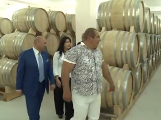 Գագիկ Ծառուկյանը մասնակցել է «Արարատ» կոնյակի-գինու-օղու կոմբինատի նոր մասնաշենք
