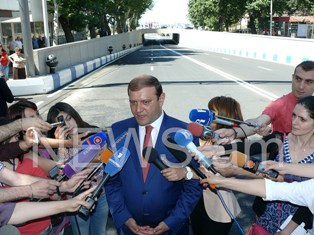 Լենինգրադյան-Իսակով նոր մայրուղին լուսավորվում է լուսադիոդային տնտեսող լամպերով,