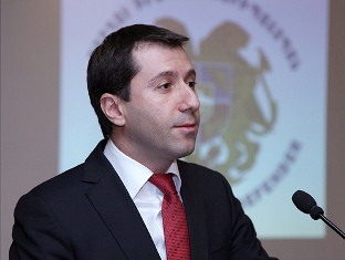 Մարդու իրավունքների պաշտպանը՝ պատգամավորի հայհոյանքի մասին. էթիկայի հանձնաժողովը