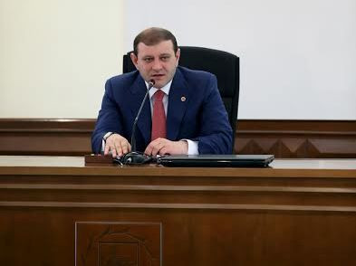 Երեւանի քաղաքապետարանում 2014թ. առաջին կիսամյակում ստացվել է ավելի քան 72 հազար