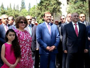 Ռիտա Սարգսյանը Ստեփանակերտում ներկա է եղել 7 տուֆակերտ քանդակների բացմանը