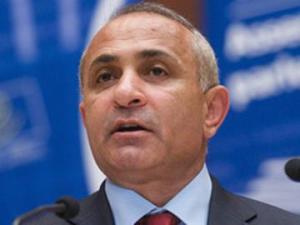 Վարչապետը խուսափողական պատասխան տվեց «Նաիրիտի» ներդրումների մասին հարցին