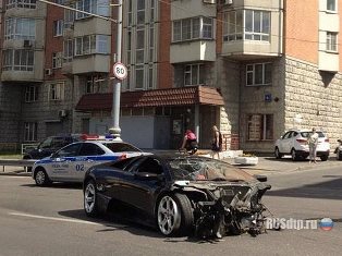 Մոսկվայում վարորդը վթարի է ենթարկել իր 250 հազար դոլարանոց «Lamborghini»-ին