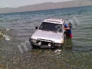 Սեւանա լճում ավտոմեքենա է արգելափակվել