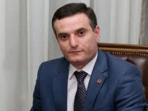 Ադրբեջանի իշխանությանը սազական է «դրսից՝ պալատ, ներսից՝ հավաբուն» ասացվածքը