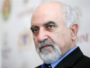 Երբ նախագահն արձակուրդից վերադառնա, Պարույր Հայրիկյանը հացադուլ կսկսի