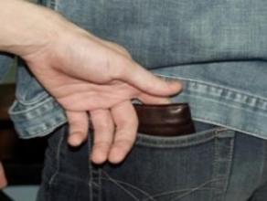 Գոհարը տաբատի գրպանից գողություն է կատարել