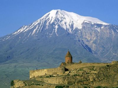 «Առավոտ». «Հանուն հայրենիքի» աշխատել է պետք, ոչ թե հայրենասիրական ճառեր ասել