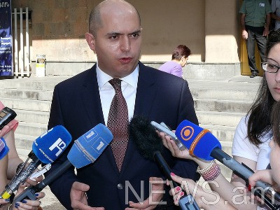 Այսօր շատ հեշտ է առանց կրկնուսույցի մոտ պարապելու ընդունվել բուհ. ԿԳ նախարար