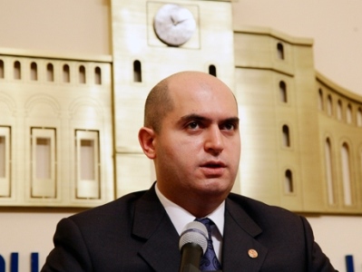 ԿԳ նախարարի շնորհավորական խոսքը՝ Գիտելիքի օրվա կապակցությամբ