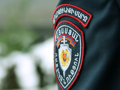 Ահազանգում է կալանավորը. Ոստիկանները սպառնացել են սպանել նրա մորն ու քրոջը